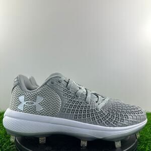 Under Armour UA Glyde 2 MT Women Size 7 Gray White Softball Cleats NEW
